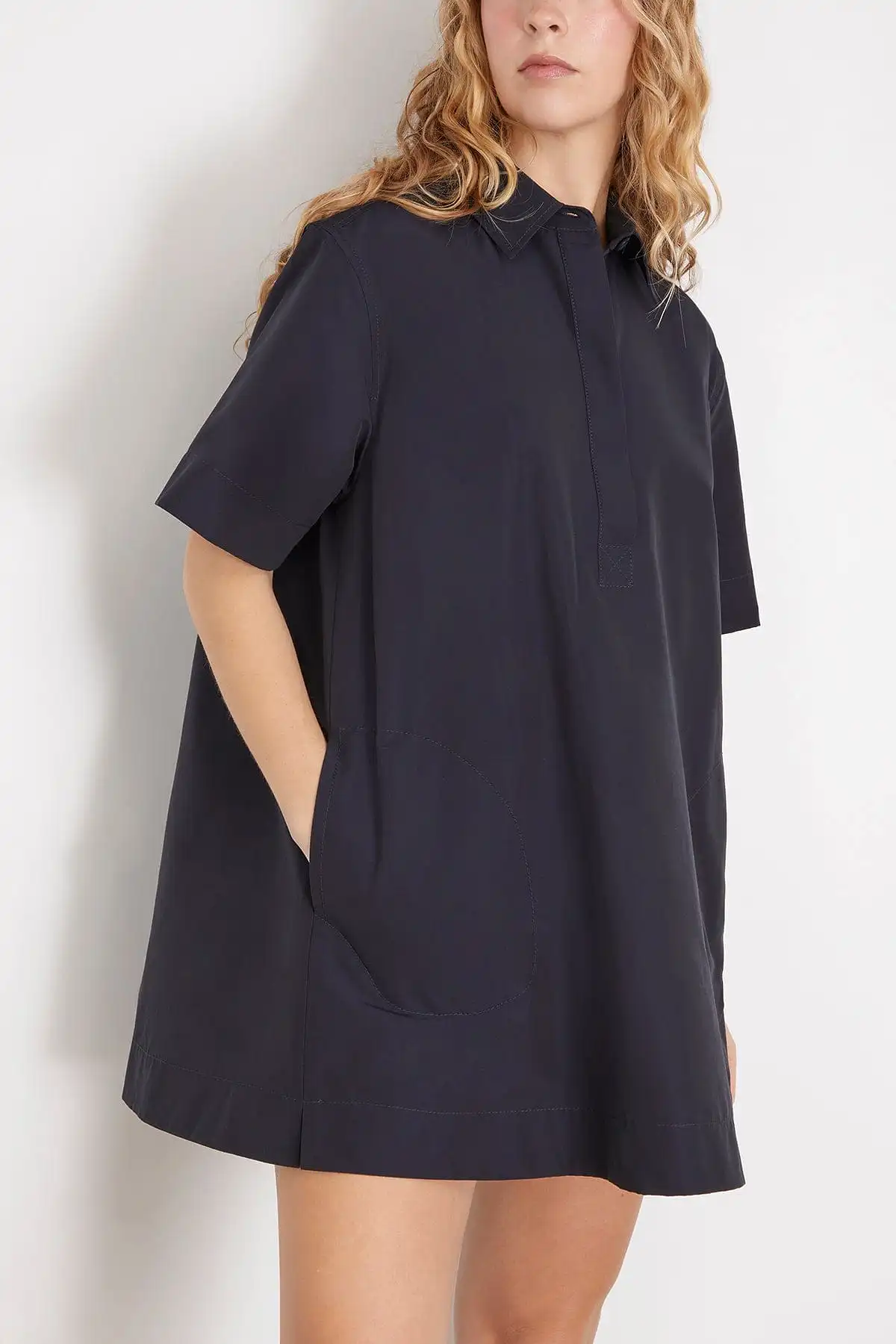 Lucienne Short Sleeve Mini Dress in Midnight